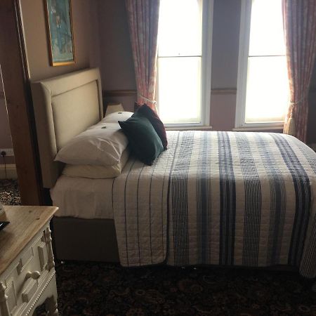 Regency House Bed & Breakfast Walton-on-the-Naze Bagian luar foto