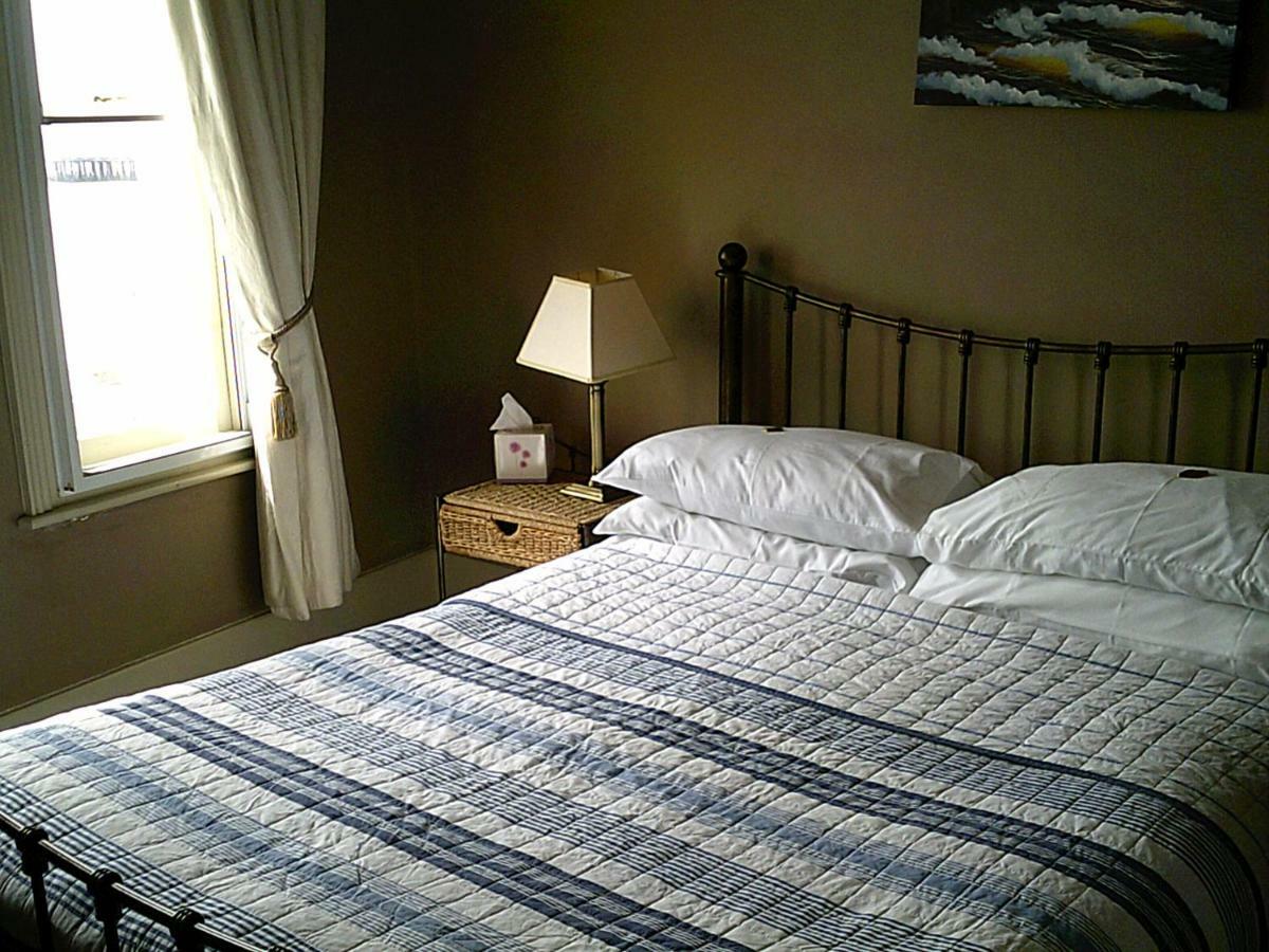 Regency House Bed & Breakfast Walton-on-the-Naze Bagian luar foto